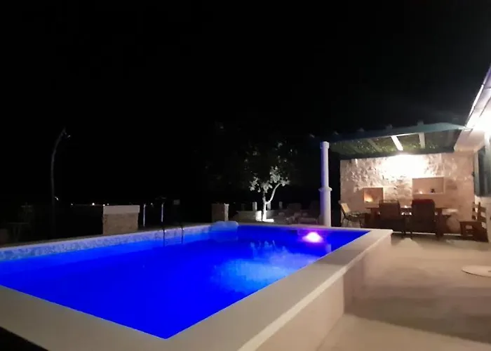 Little Hill Villa Postira